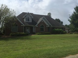 402 Sycamore Ln, Allerton, IL 61810