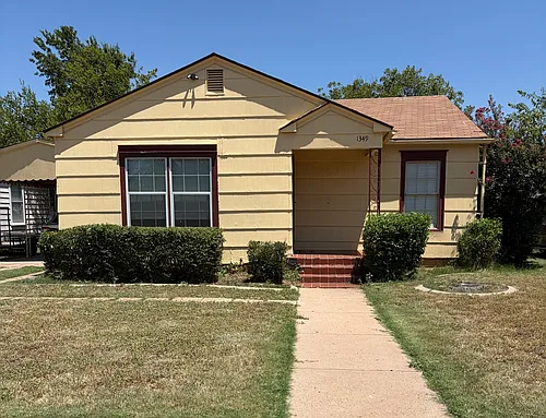 1349 Orange St Photo 1