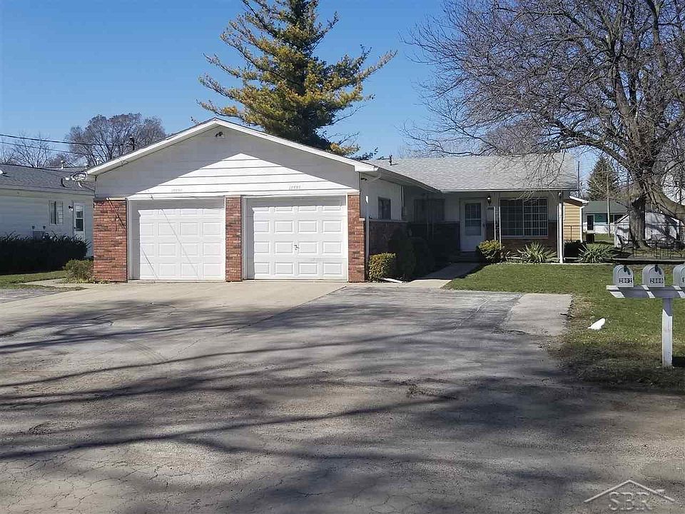 1st image of 2000 Essex Ave