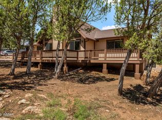 2244 Double Bogey Way, Overgaard, AZ 85933