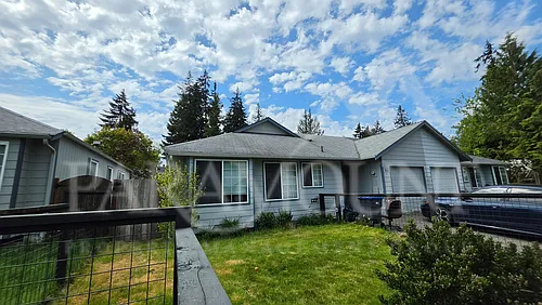 515 Forest Park St Photo 1