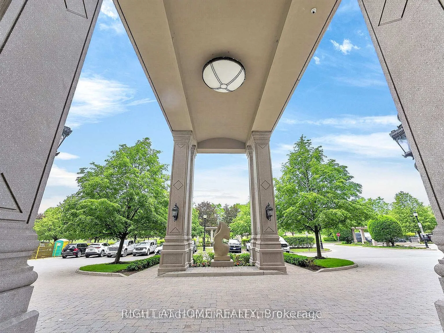 2 bed, $2,399 — Photo 3
