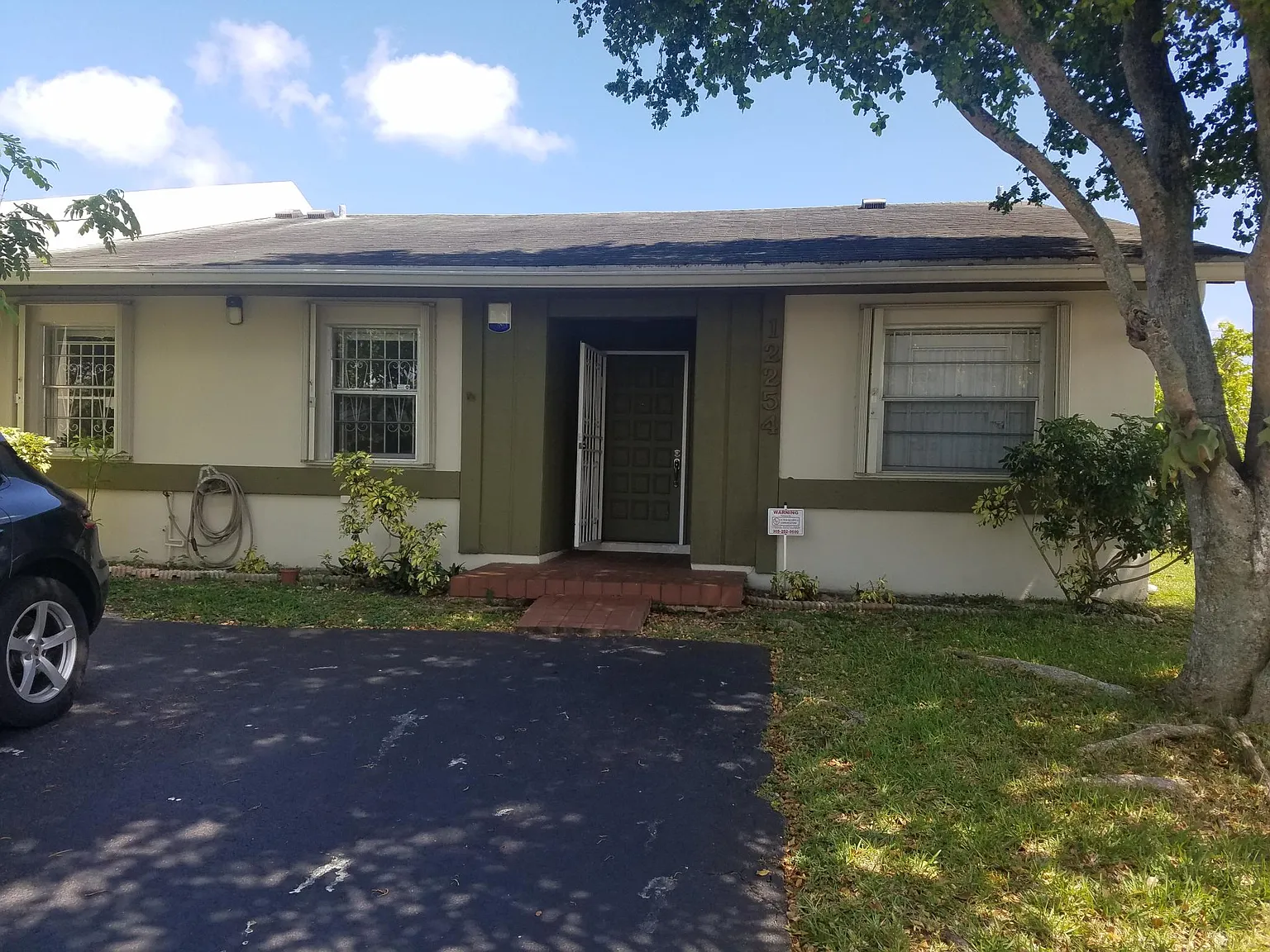12254 SW 118th Ln — Photo 1
