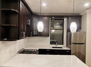 25-43 45th St #2Q, Astoria, NY 11103