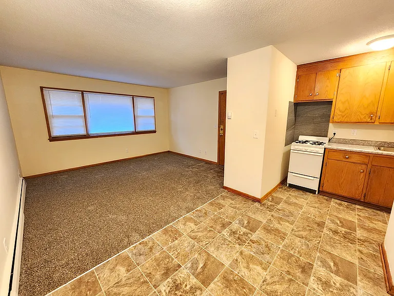 4707 University Ave NE — Photo 22