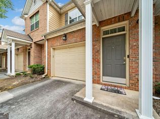 2529 Laurel Cir NW, Atlanta, GA 30311