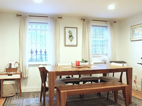 5th image of 326 Hancock St APT 1