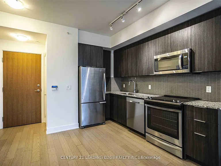 30 Shore Breeze Dr #2614 — Photo 4