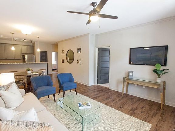 3rd image of 2727 Boultier St APT 113