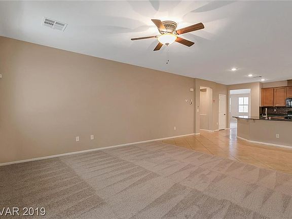 5th image of 5912 Vista Creek St