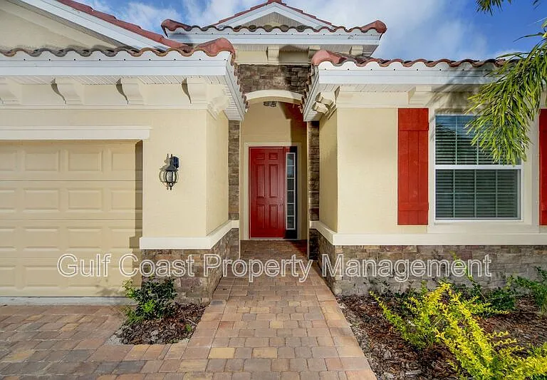 2903 Esmeralda Dr — Photo 3