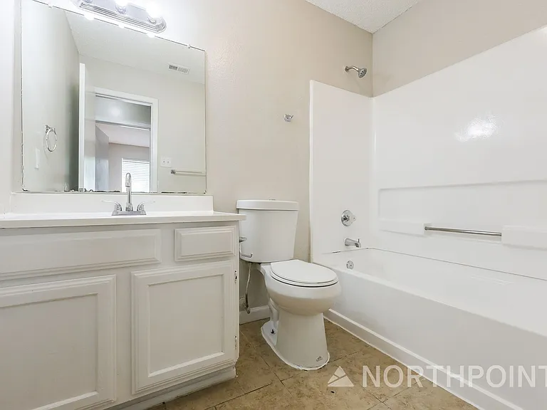 521 Jean Dr — Photo 13