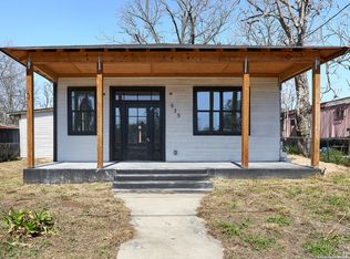 535 Austin St, Pleasanton, TX 78064
