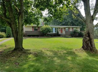 1806 Buckeye St NW, Mogadore, OH