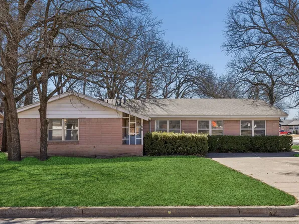 100 Oakhurst Dr, Hurst, TX 76053