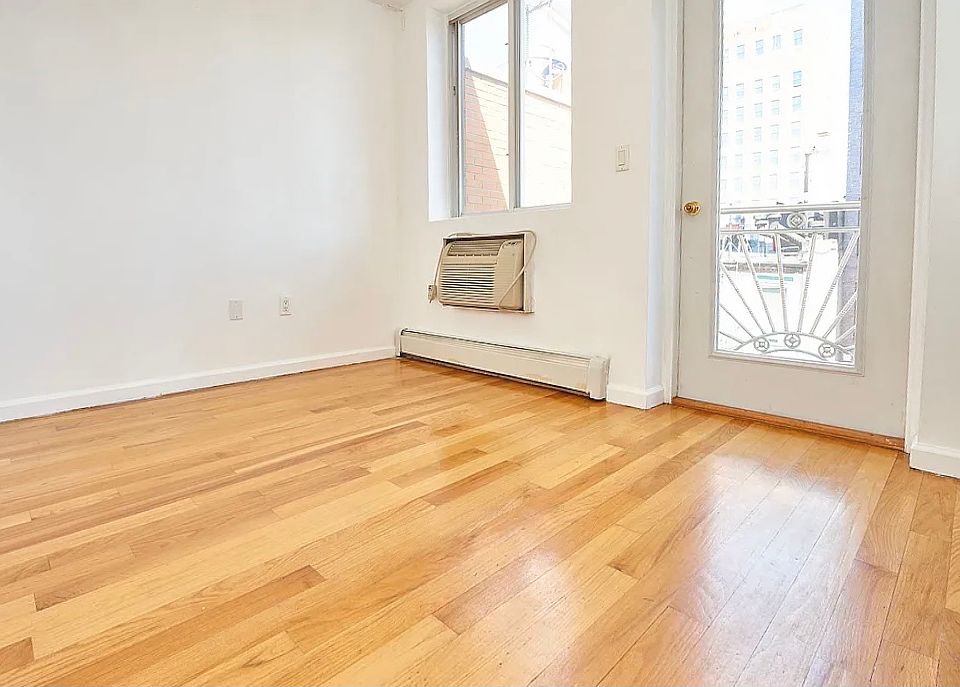 1st image of 18 Eldridge St #B5