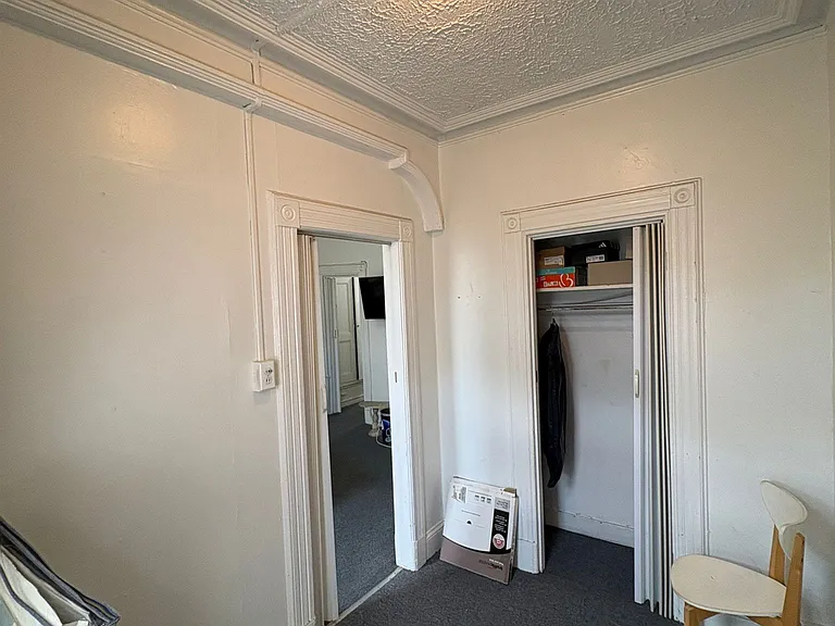 11 Hart St #3A — Photo 6