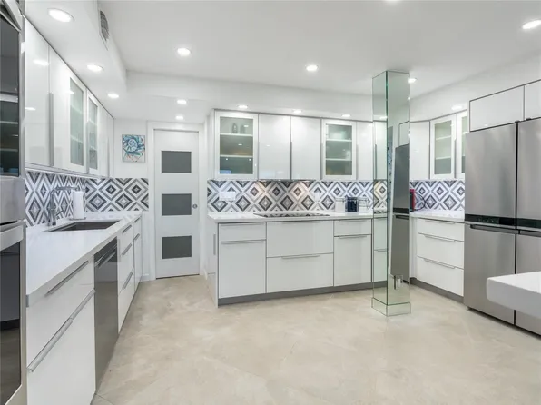 2850 N Palm Aire Dr APT 601, Pompano Beach, FL 33069