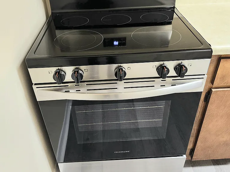 New stainless steel stove