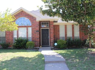 2144 Chapman Dr, Carrollton, TX 75010