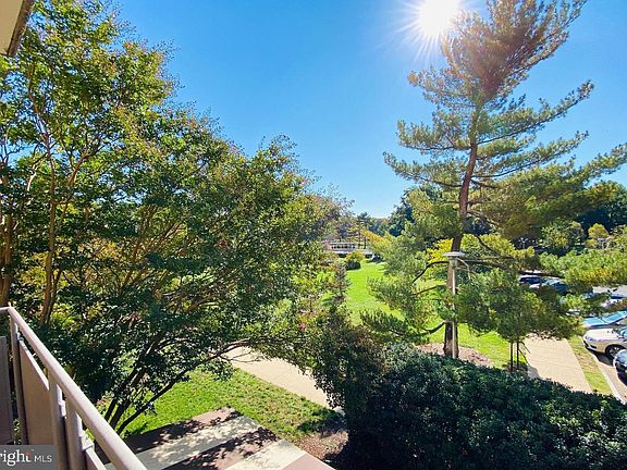 2nd image of 6641 Wakefield Dr APT 210