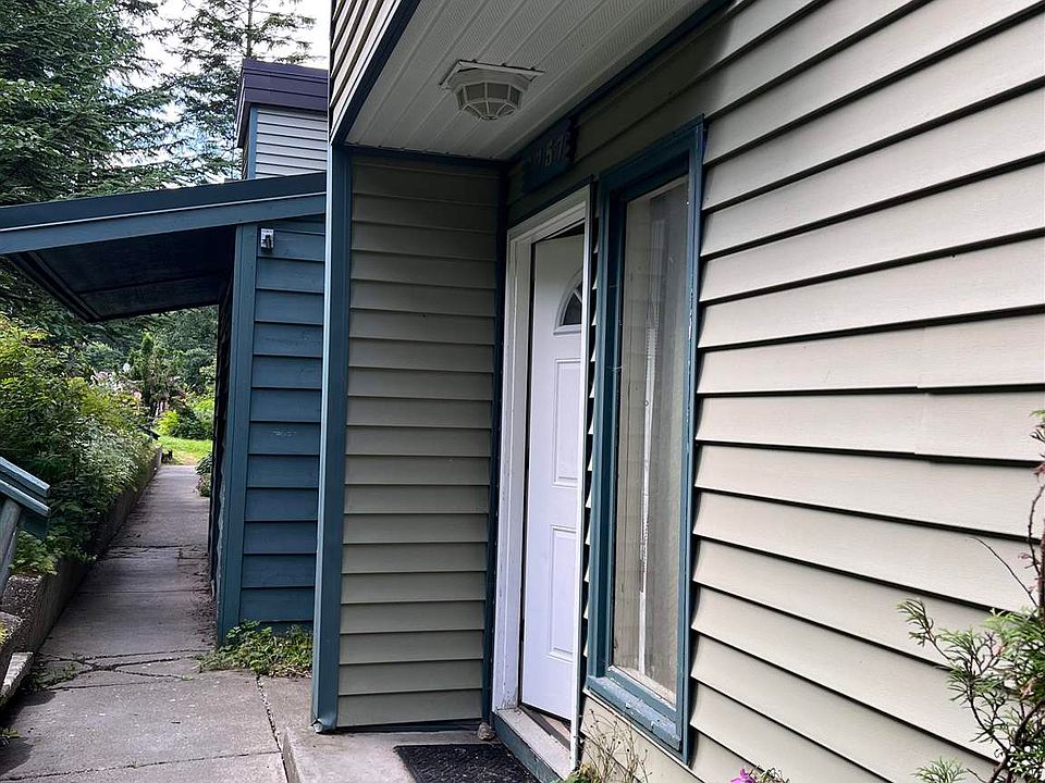 1st image of 2757 John St