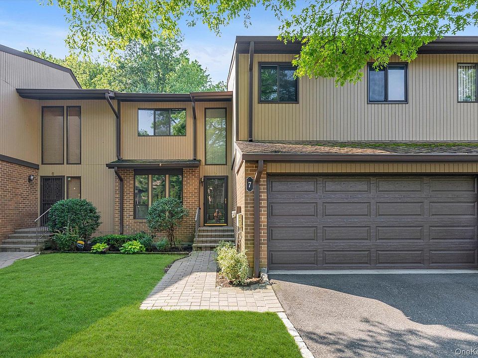 1st image of 7 Wimbledon Drive