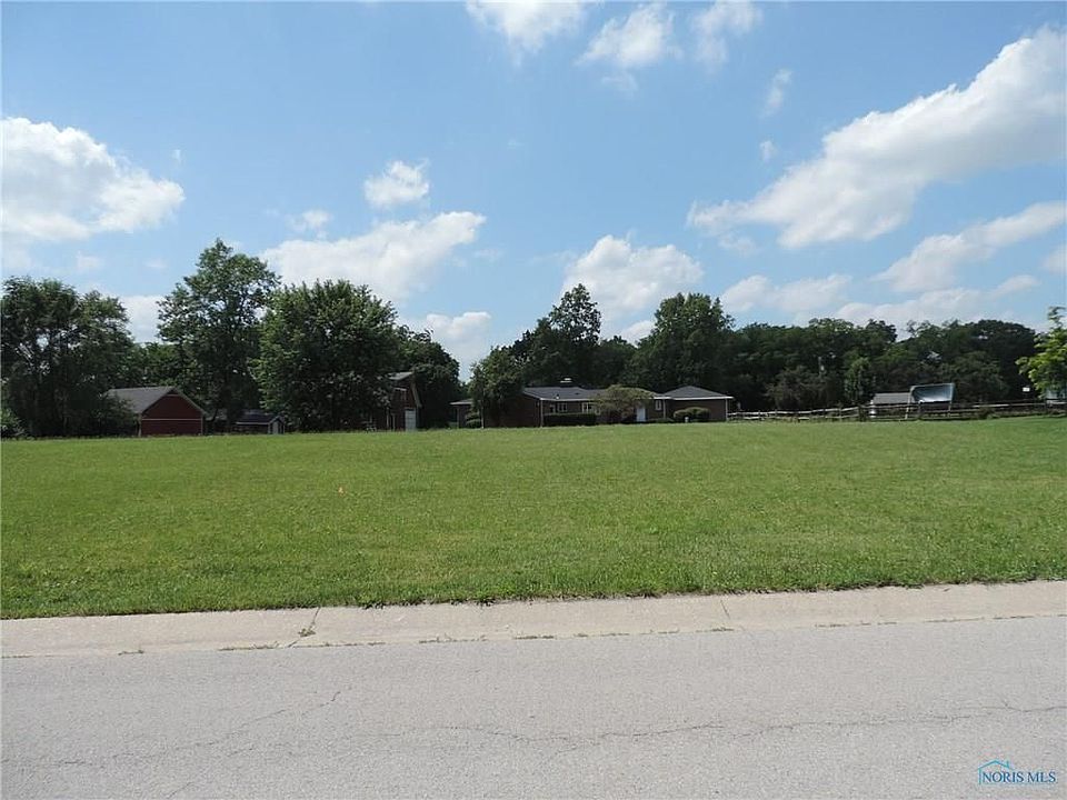 2nd image of 25700 W River Rd