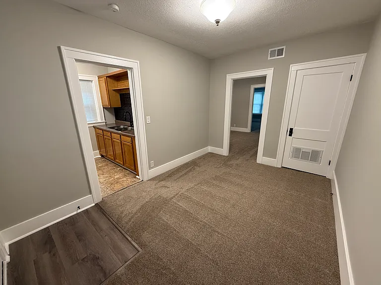 2235 S Shelby St — Photo 15