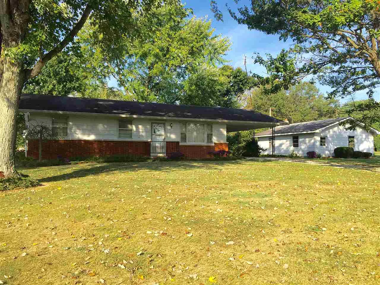 207 S 6th St photo 1