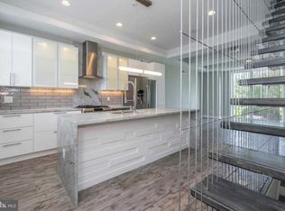 116 Olive St, Philadelphia, PA 19123