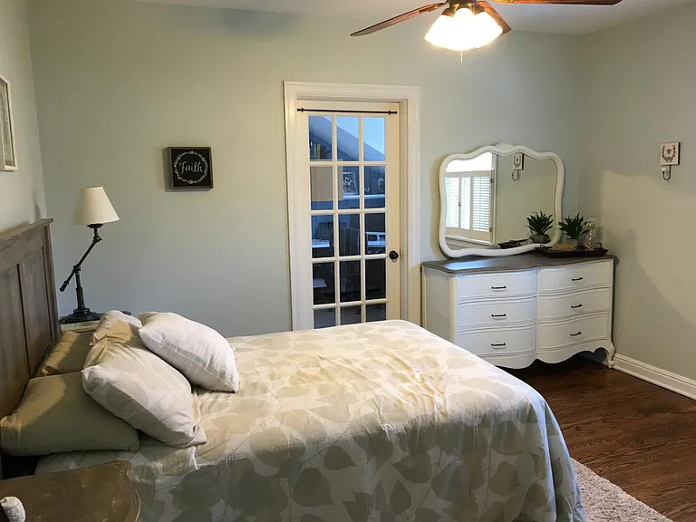 guest bedroom connects to office