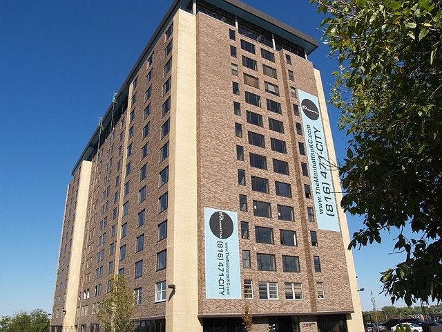 1st image of 700 Admiral Blvd #8B
