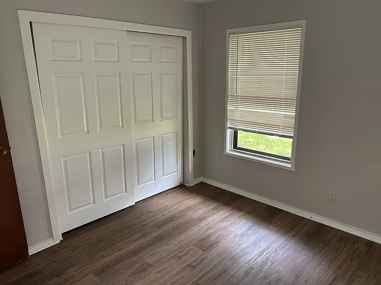 851 Willow Dr — Photo 3