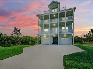 422 Oceanview Ave, Palm Harbor, FL 34683