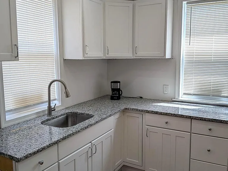 7524 Whitaker Ave — Photo 9