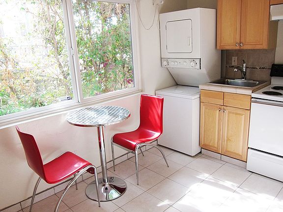 2nd image of 415 Gravilla St Unit 23