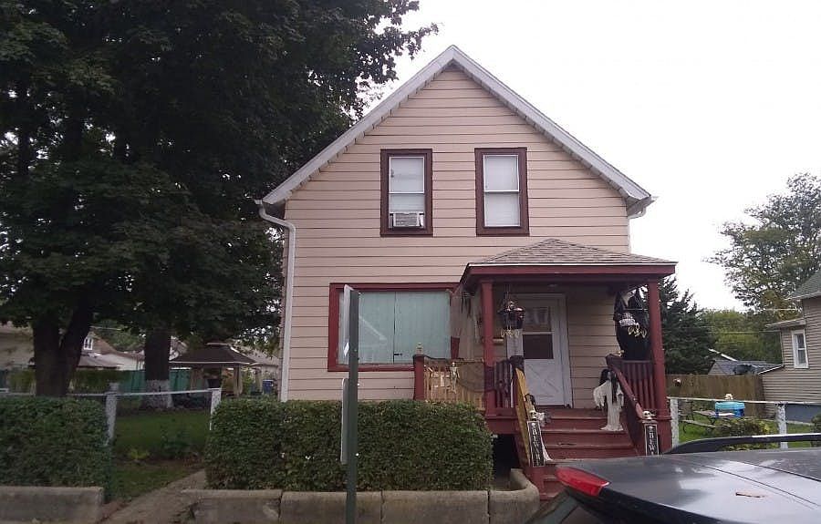 1st image of 13404 Greenwood Ave
