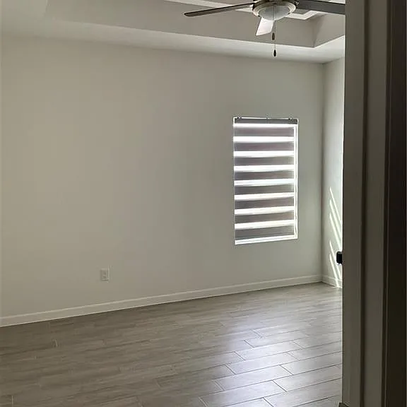 3904 Ventura Ave #2 — Photo 8