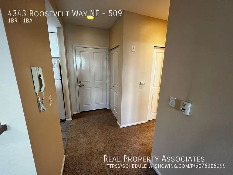 4343 Roosevelt Way NE #509 — Photo 3
