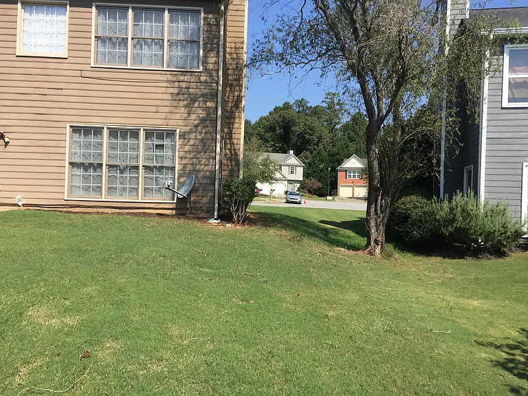6075 Pattingham Dr — Photo 65