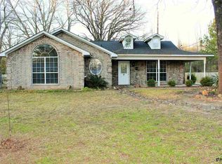 2011 Friendly Ave, Mt Pleasant, TX 75455