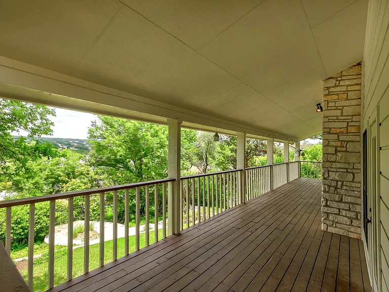 6200 Rain Creek Pkwy — Photo 27