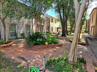 1403 Blalock Rd APT 14, Houston, TX 77055