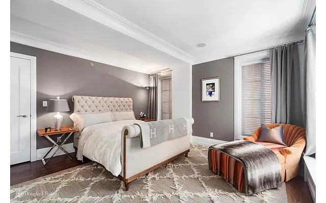 Rented by Douglas Elliman | media 2