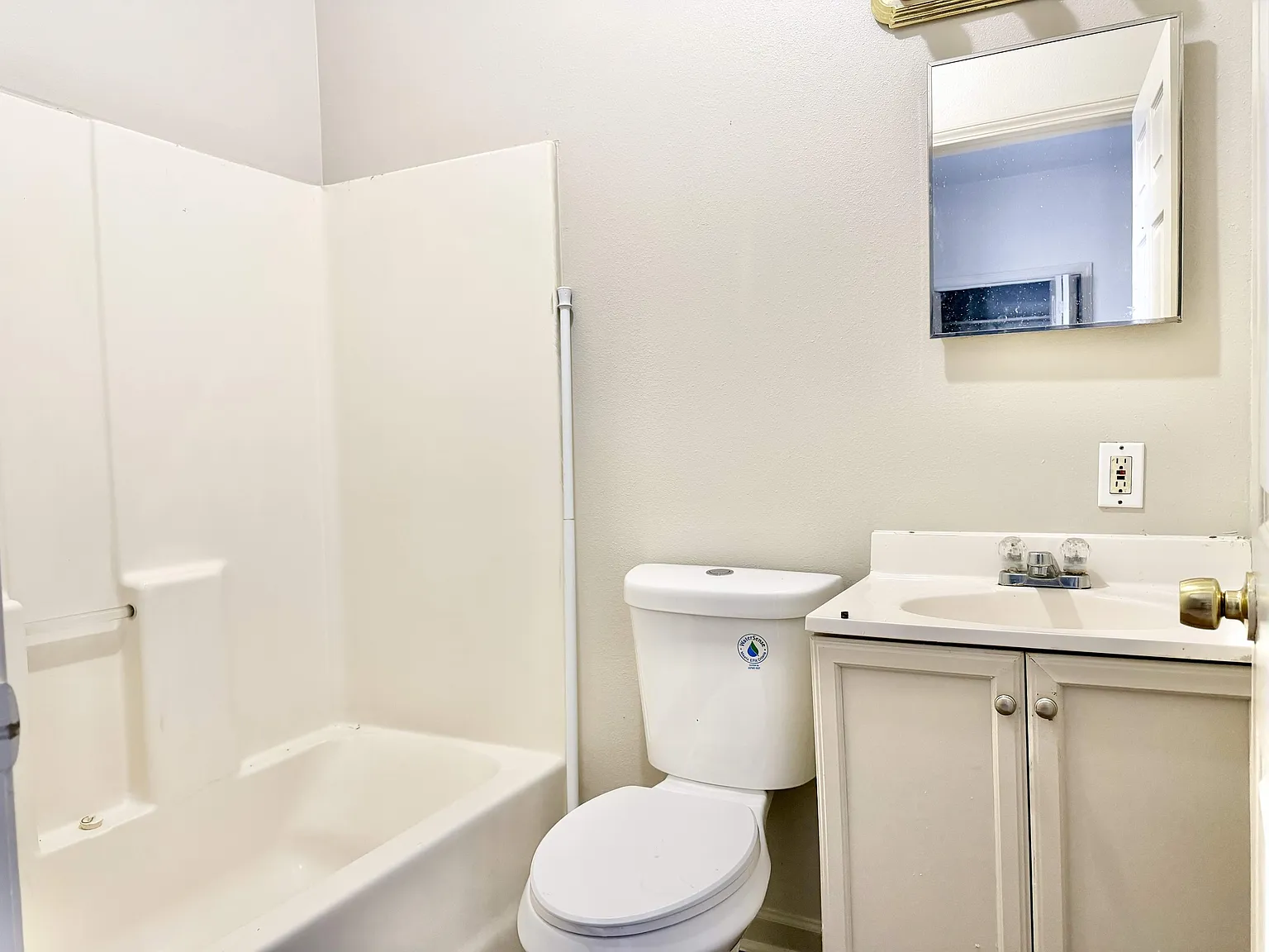 sd **1606 Myrtle Walk Street** - 1 — Photo 2
