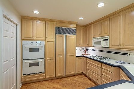 5th image of 2212 Kensington Dr