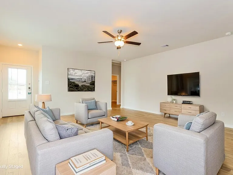 15642 Plum Brook Dr — Photo 4