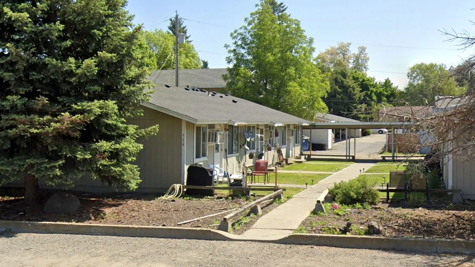 Cute 2 Bed, 1 Bath In Medical Lake! *Special: $500 Off!* — Photo 1