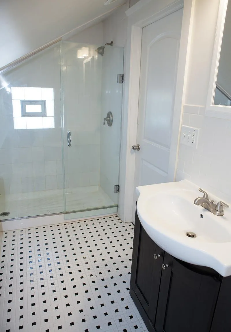 6406 Bradley Ave — Photo 4